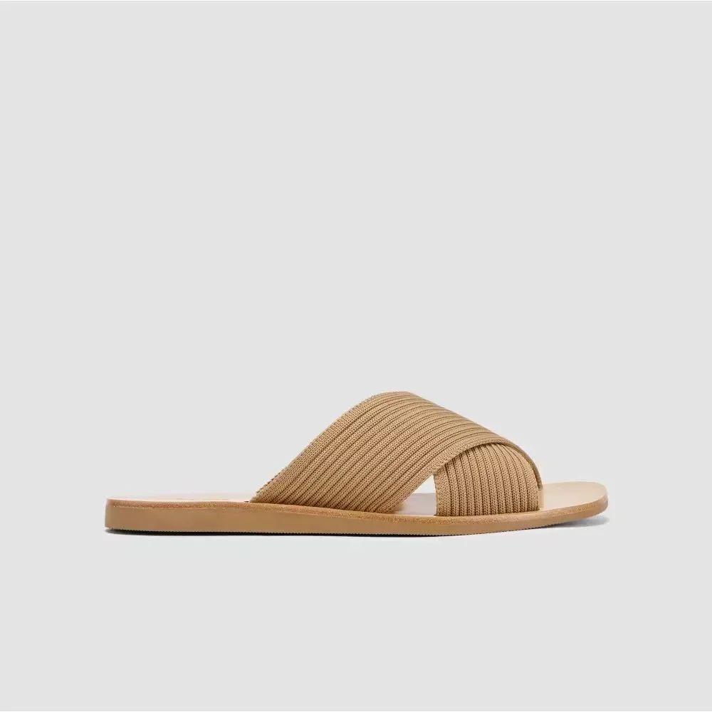 NEW EVERLANE The Day Crossover Sandal in Nude